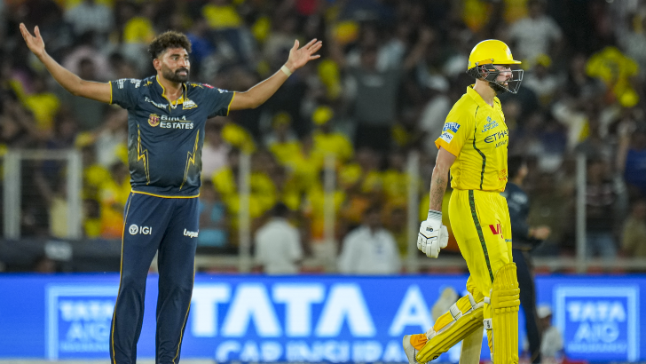 https://salarnews.in/public/uploads/images/newsimages/maannewsimage22052026_153422_CSK vs GT.png